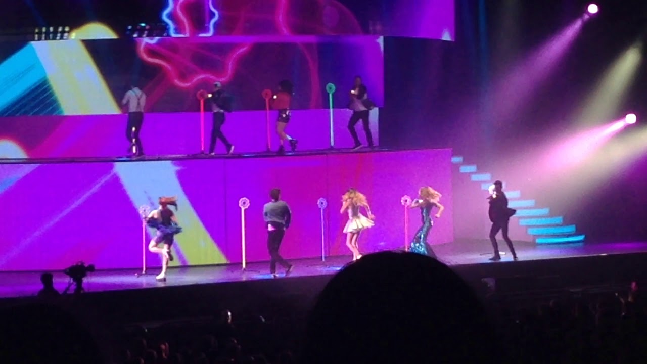 Violetta Live 
