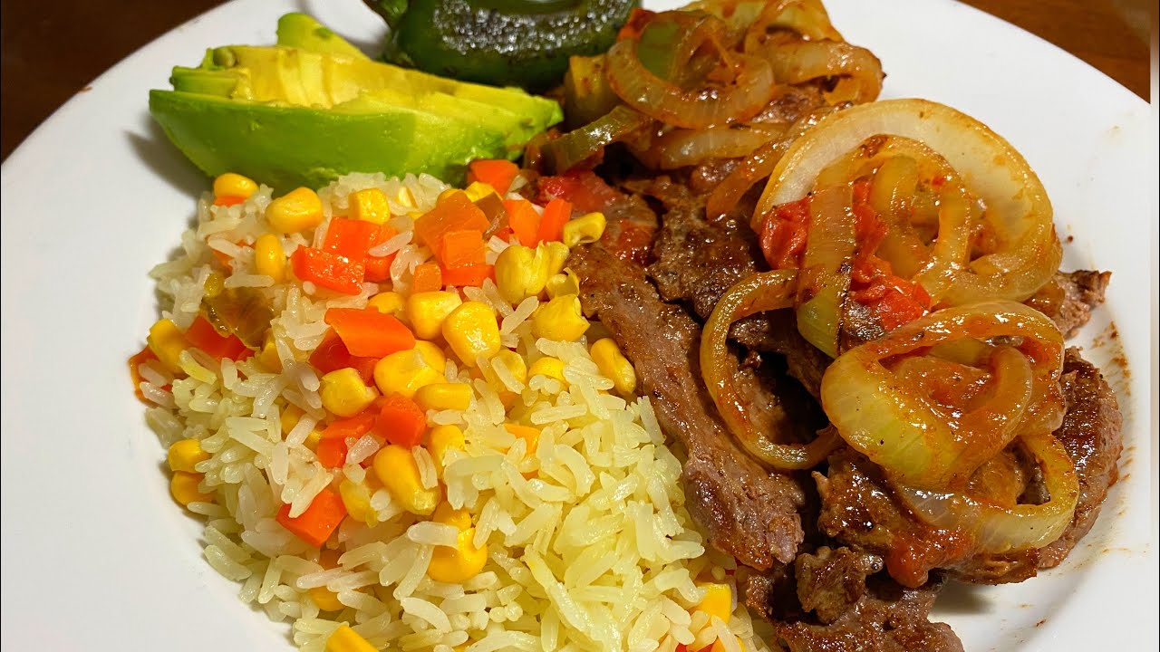 BISTEC ENCEBOLLADO a la PLANCHA muy sabroso 😋