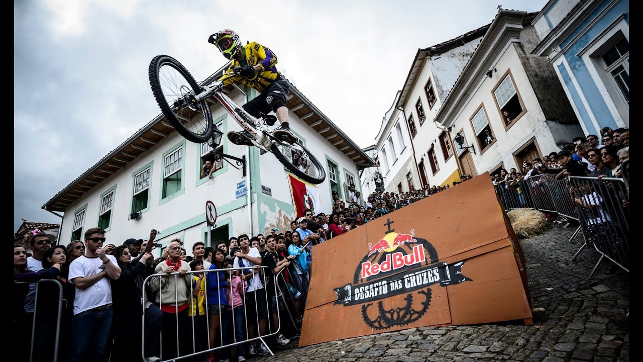 Urban Downhill MTB in Brazil - Red Bull Desafio das Cruzes 2013