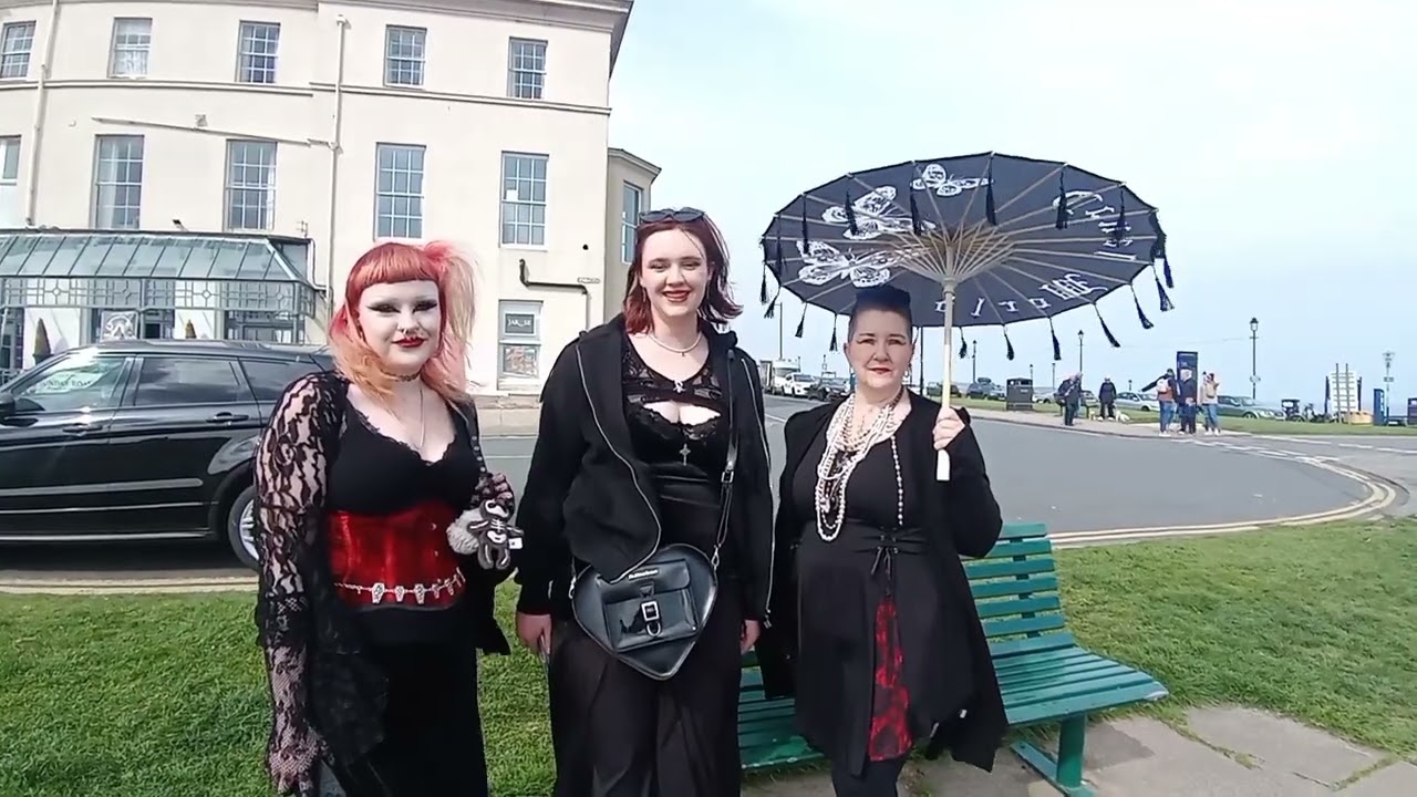 Уитби Готический Уикенд, апрель 2025 г. #whitbygothweekend #whitbygothfestival #whitby #goth