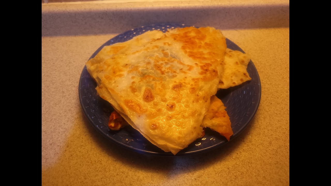Tavada Kuru Yufkadan Börek