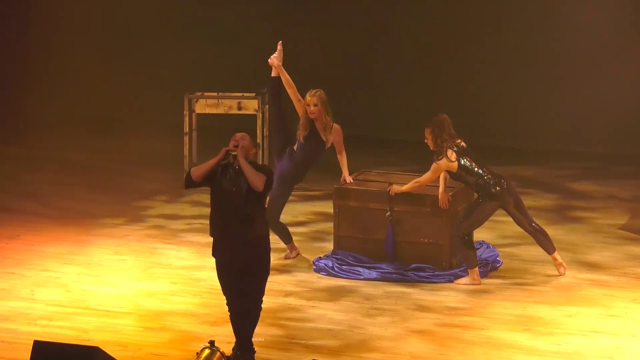 CJ ILLUSIONS at the Grand Final of Britain Does Variety 2017