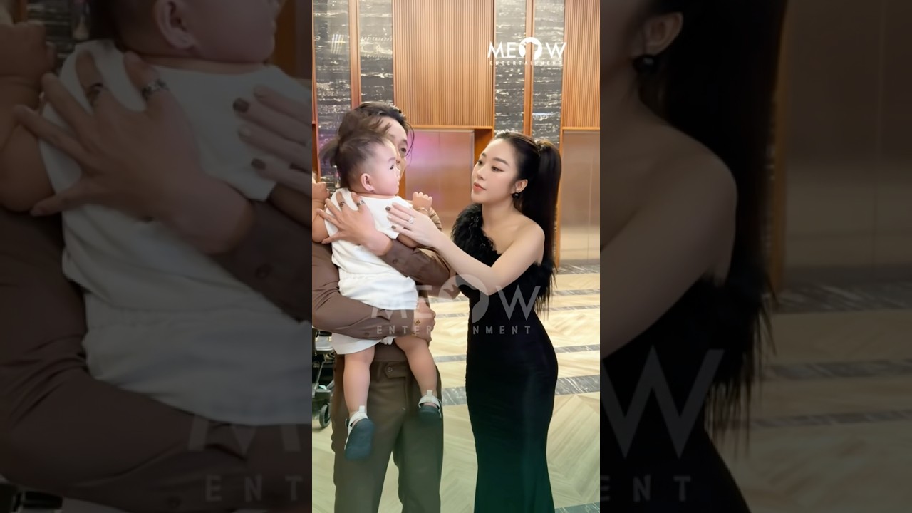 Vợ chồng ca sĩ Ti Ti (HKT) xuất hiện c&ugrave;ng con trai cưng tại sự kiện