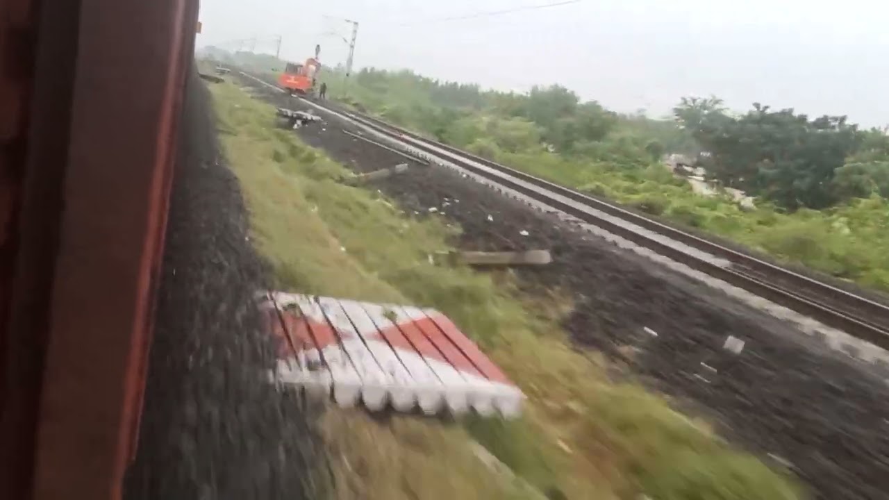 #padavalapvsk #trainjourney #bharat #trip #speedtrain #longjourney #indianrailways #rail #travel
