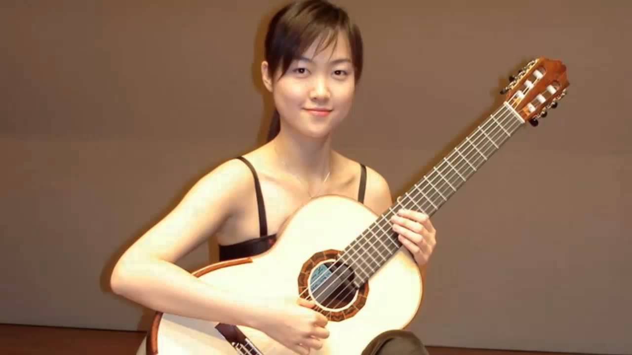 WANG YAMENG - Contemplación (A.Barrios)