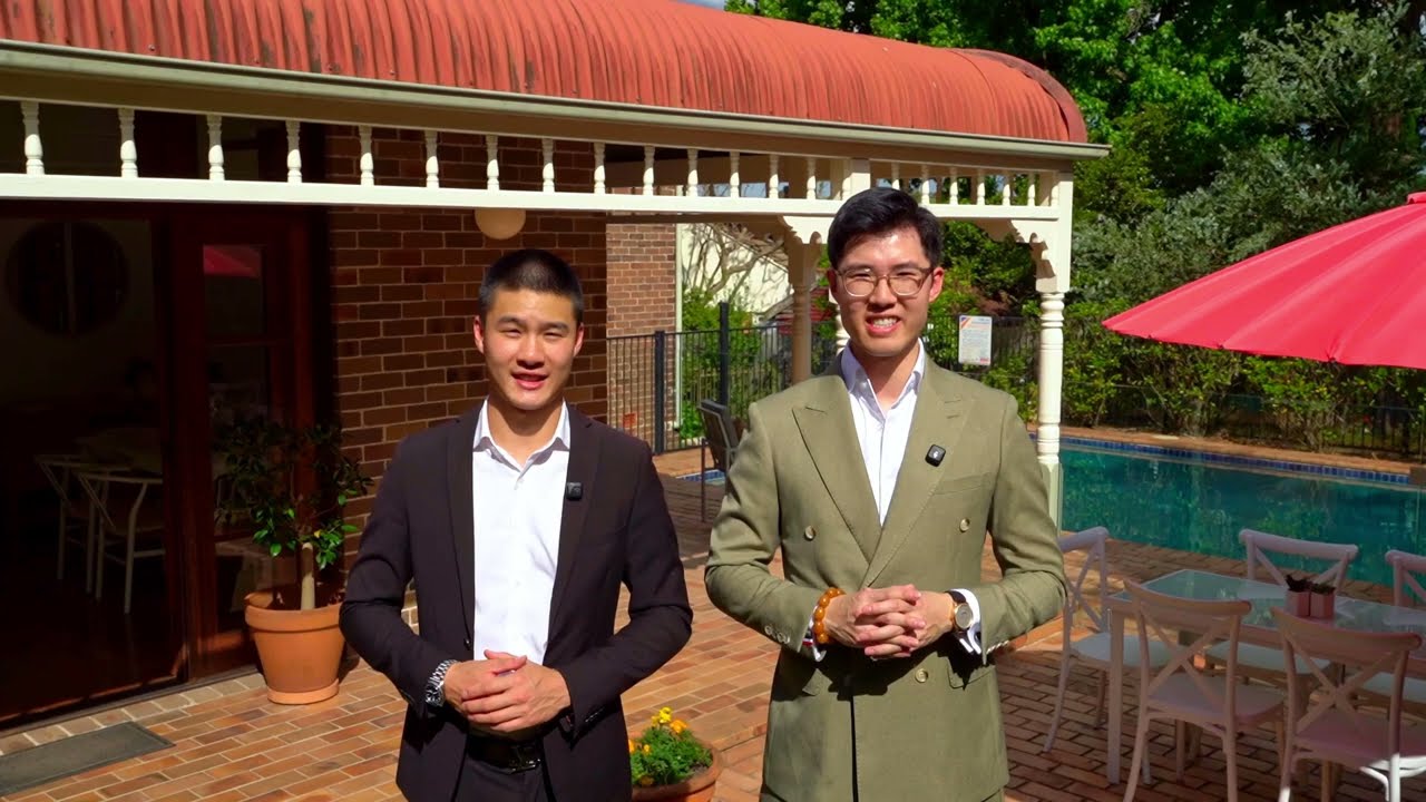 Kevin Wong presents 8 High Street, EPPING