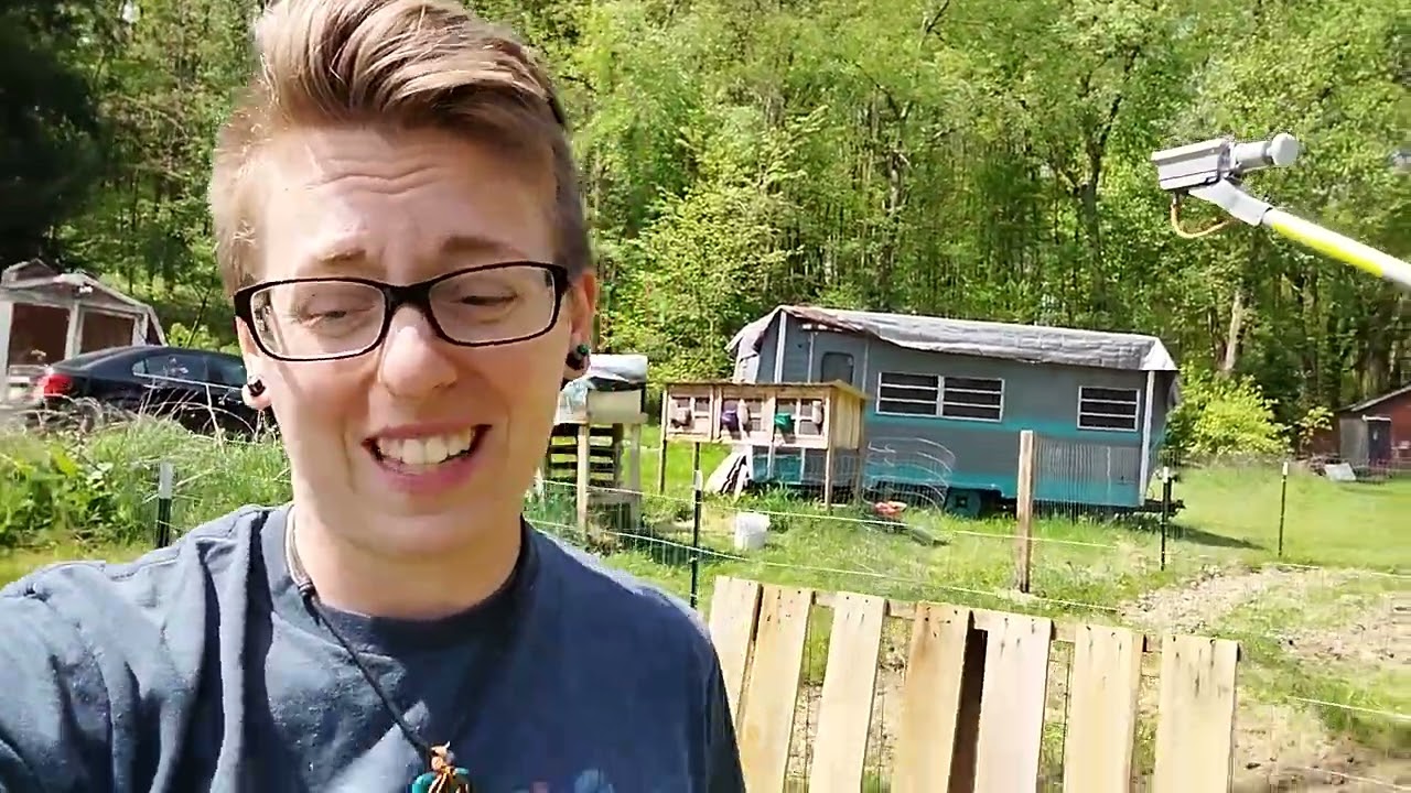 How To Make A Gate From A Pallet