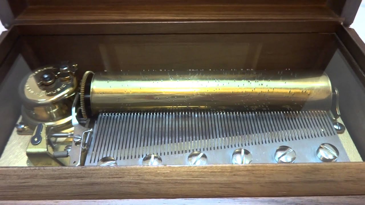 VIntage Reuge music box Tristesse by Chopin