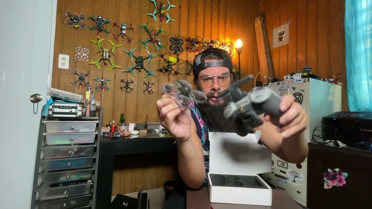 Unboxing Mobula 7 ELRS and freestyle flight with it