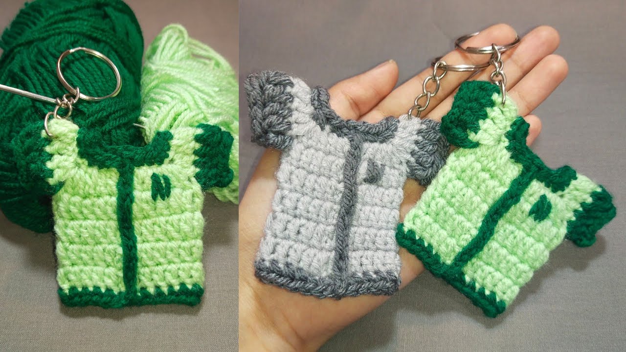 Crochet Mini T Shirt / crochet tshirt keychain