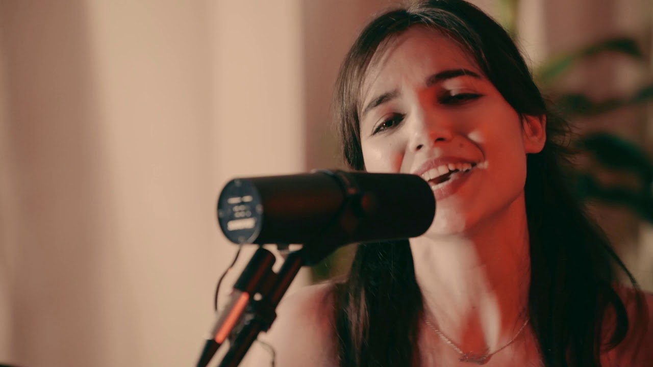 Ada Pasternak - All I Want for Christmas (Live)