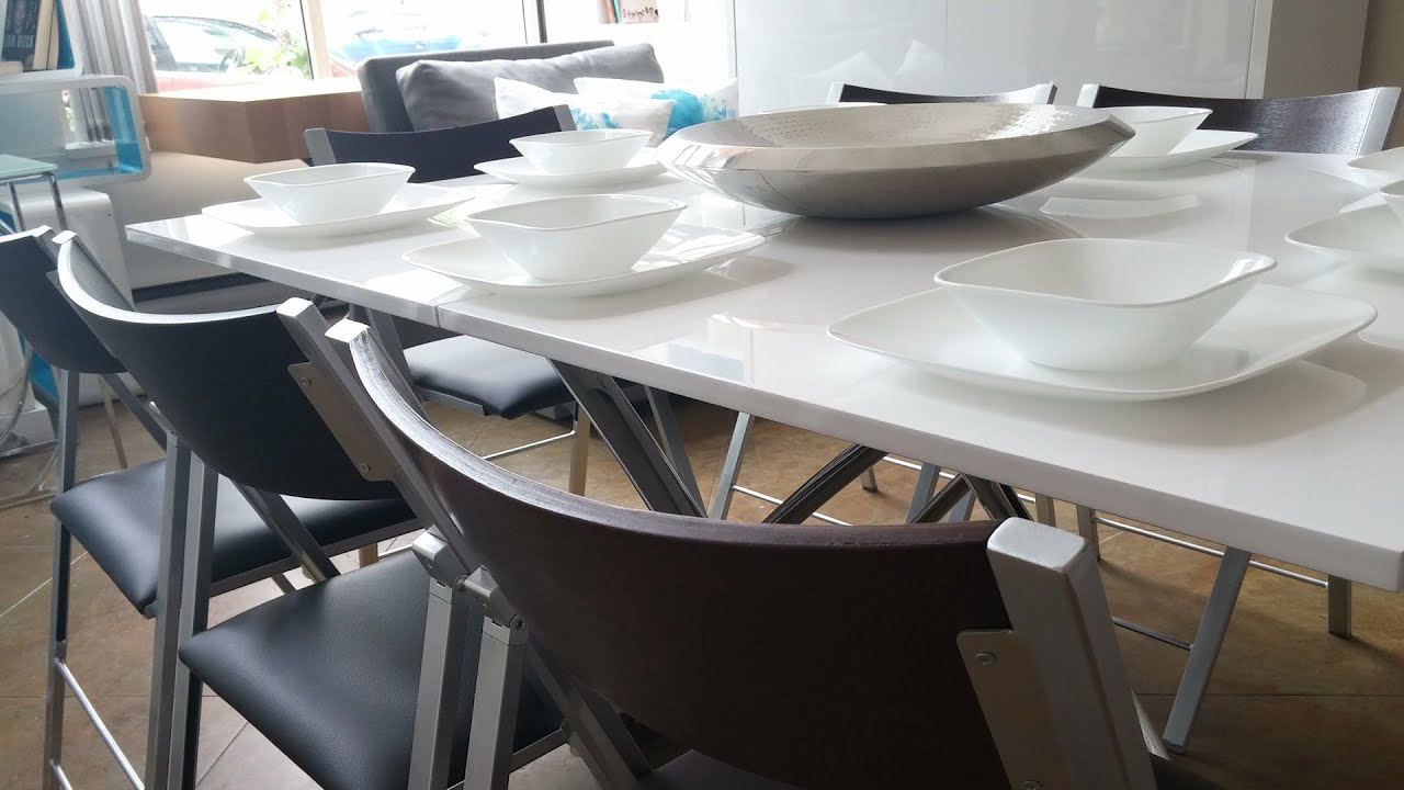 Expand Table Dining Set in White gloss with 8 folding chairs