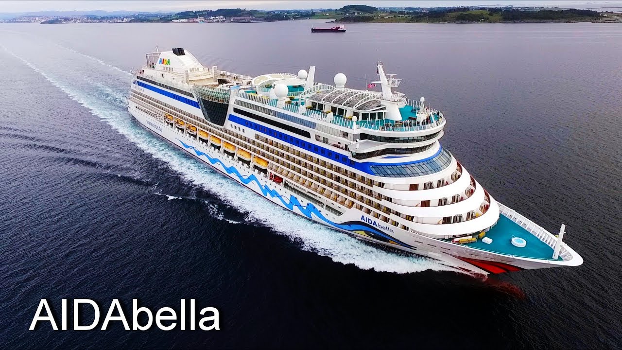 AIDAbella cruise DRONE chase / Norway / Stavanger 22.07.2017.