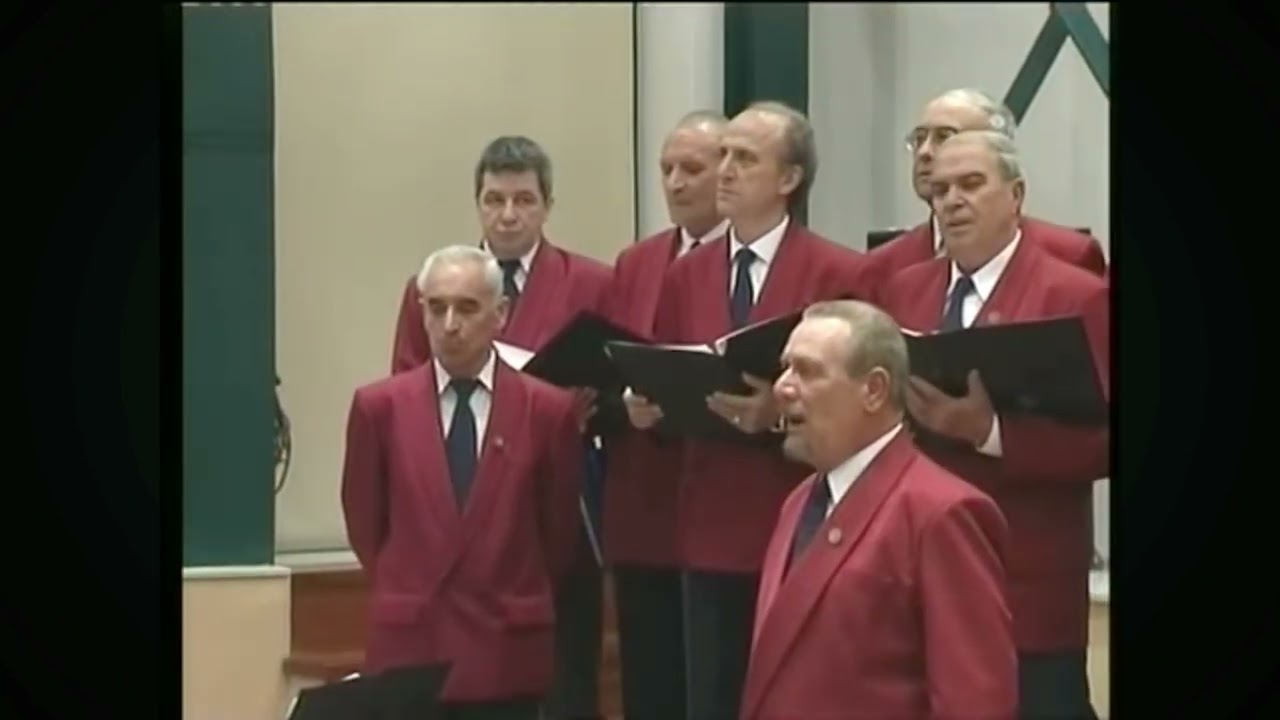 Ο Τάκης Βηττας τραγουδάει Γ Μουζάκη. Όπου κι αν πας.