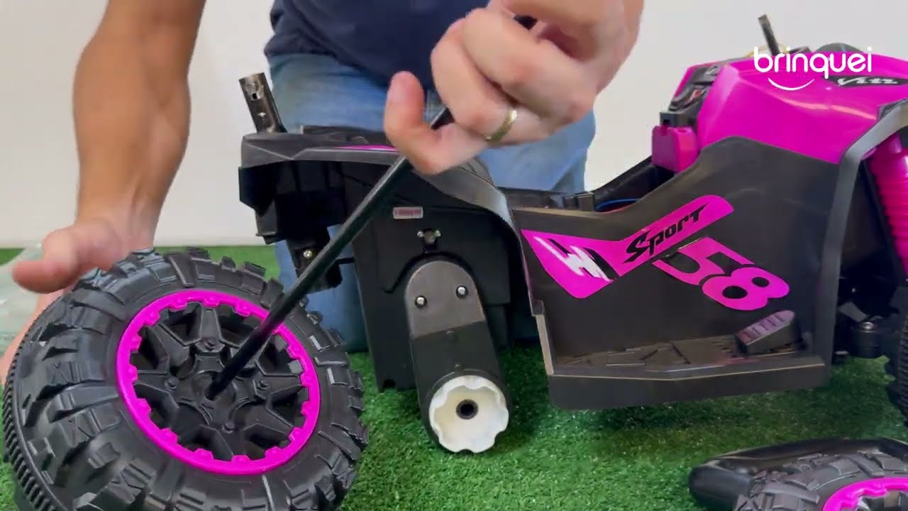 MONTAGEM QUADRICICLO ROSA