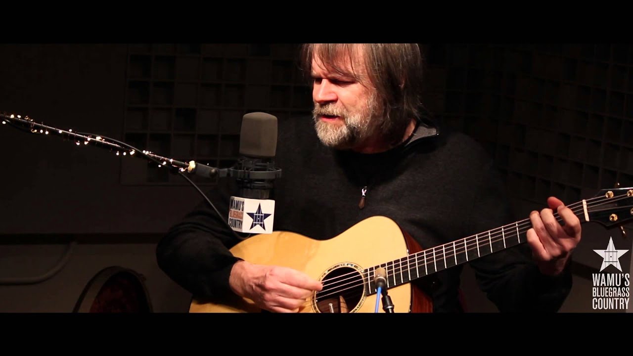 Beppe Gambetta - Handsome Molly [Live at WAMU's Bluegrass Country]
