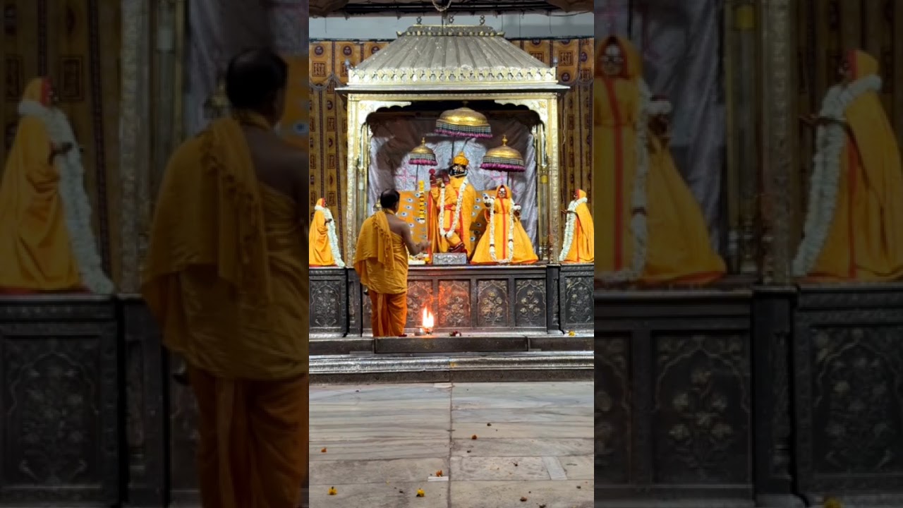 Shri Radha Govind Dev Ji Ki Mangla Aarti Darshan। श्री राधा गोविंद देव जी की मंगला आरती दर्शन...