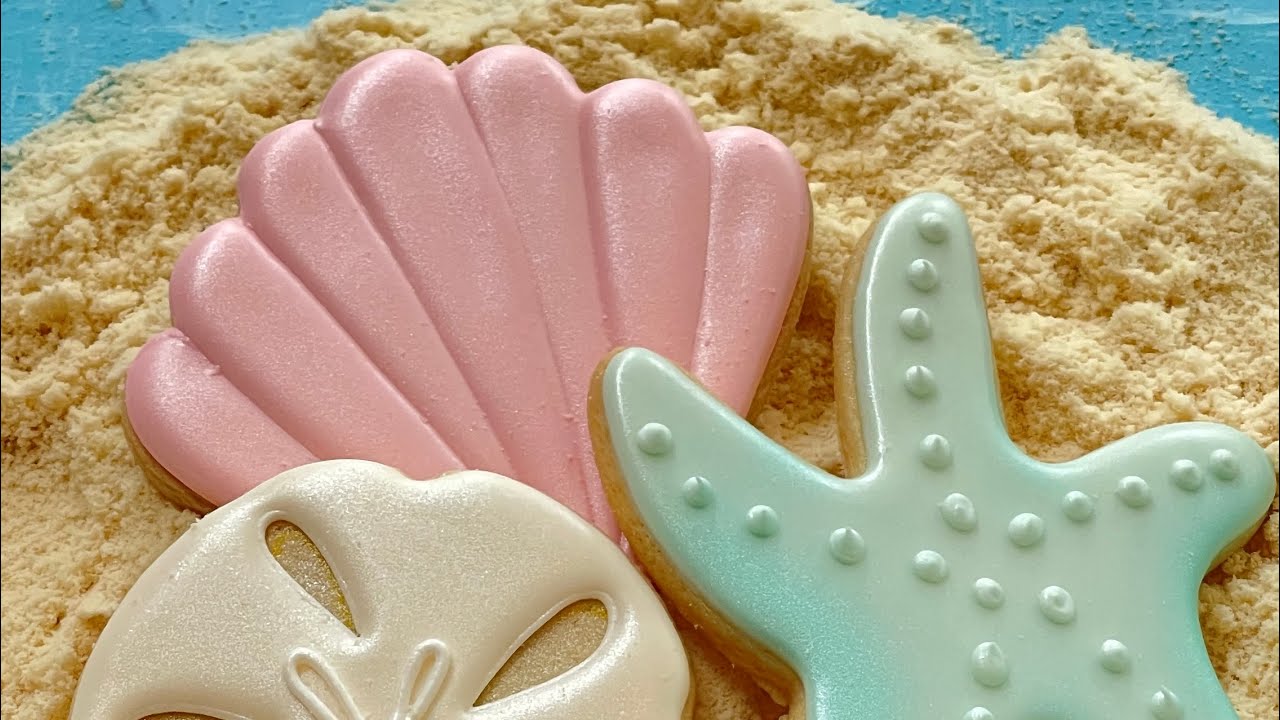 How to Decorate Seashell Sugar Cookies-Real Time.