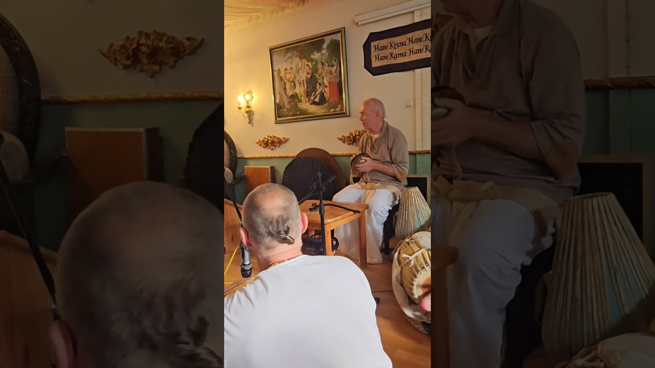 Śrī Narasimha-stotra im Bhakti Yoga Zentrum Hamburg Harburg 4/6 am 17.9.23
