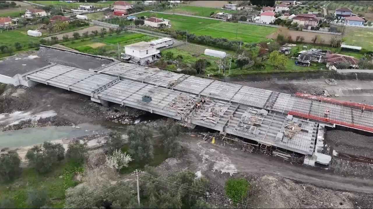 👷&zwj;♀️👷&zwj;♂️🏗️ Kantieri i aksit rrugor Elbasan&ndash;Pap&euml;r, faza I 🤝🇦🇱