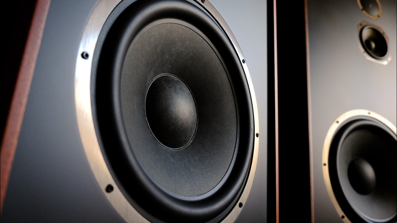 DESTROYING the Competition!  The KLH Model 7 Review!