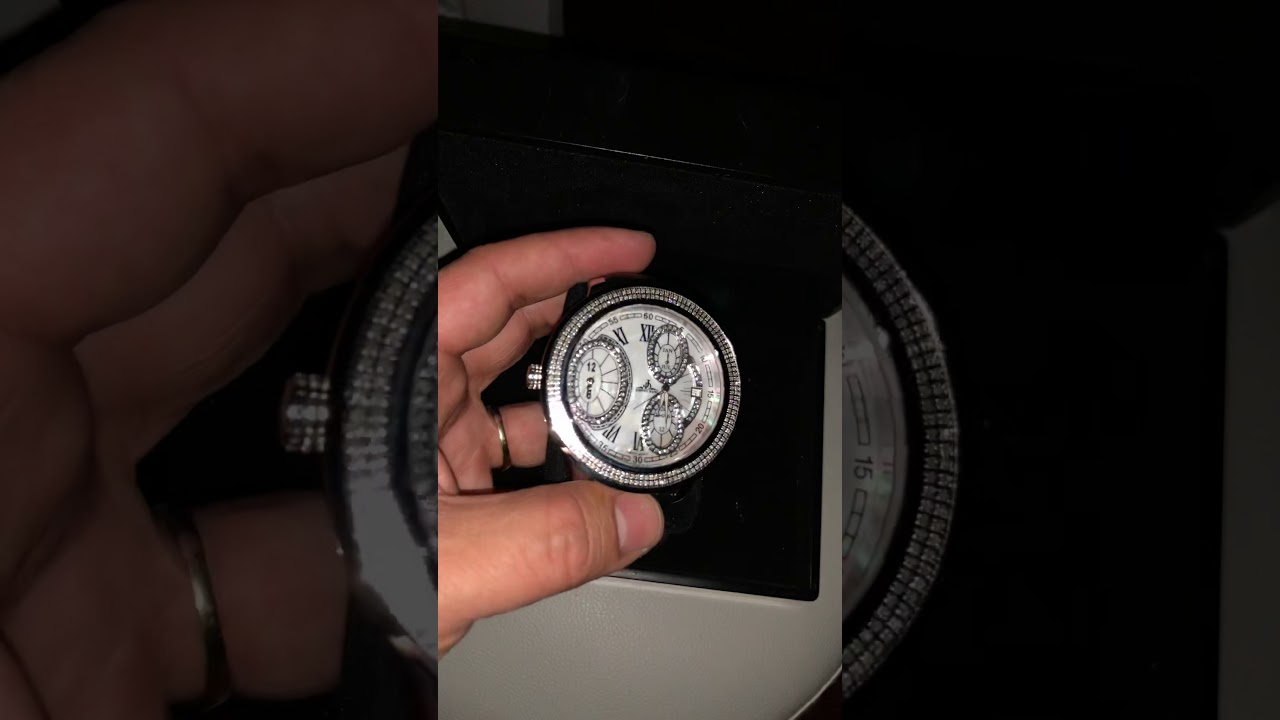 MENS JOHNNY DANG DIAMOND WATCH