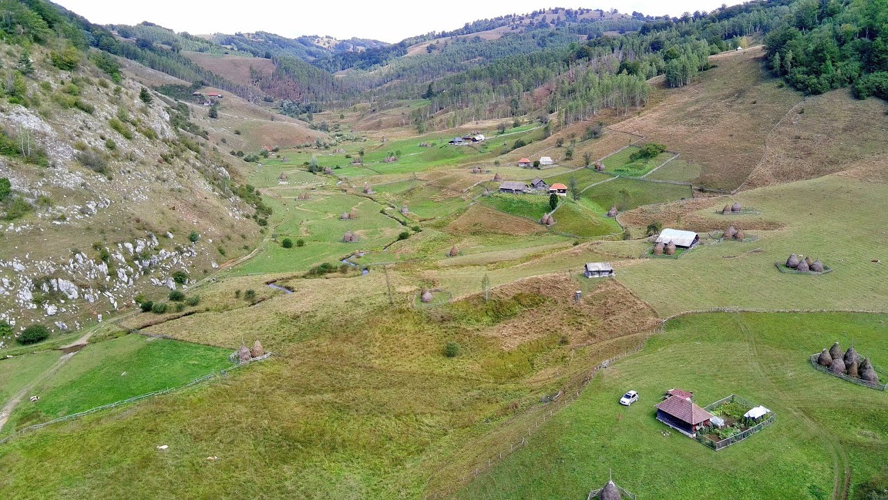 Rumunia - wieś pasterska Fundatura Ponorului