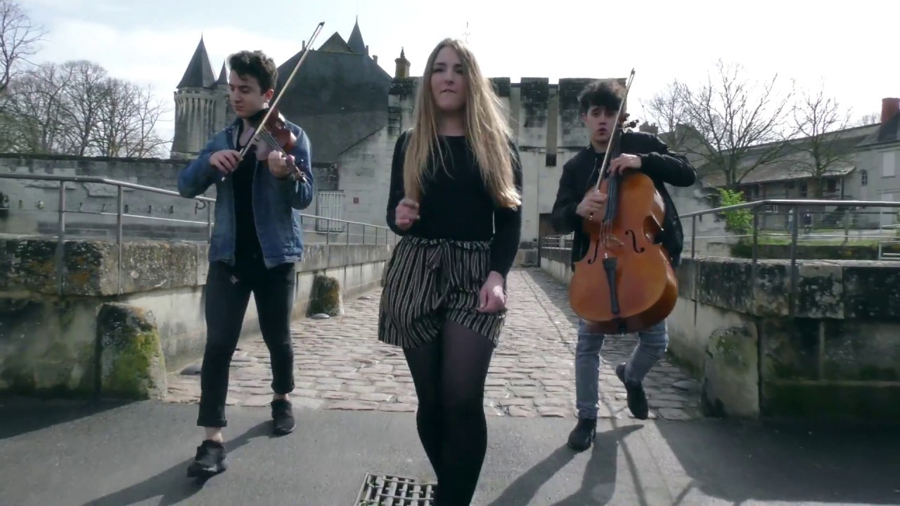 La surprenante rencontre musicale...REMIX  (Bum Bum Tam Tam, désaccordé...)