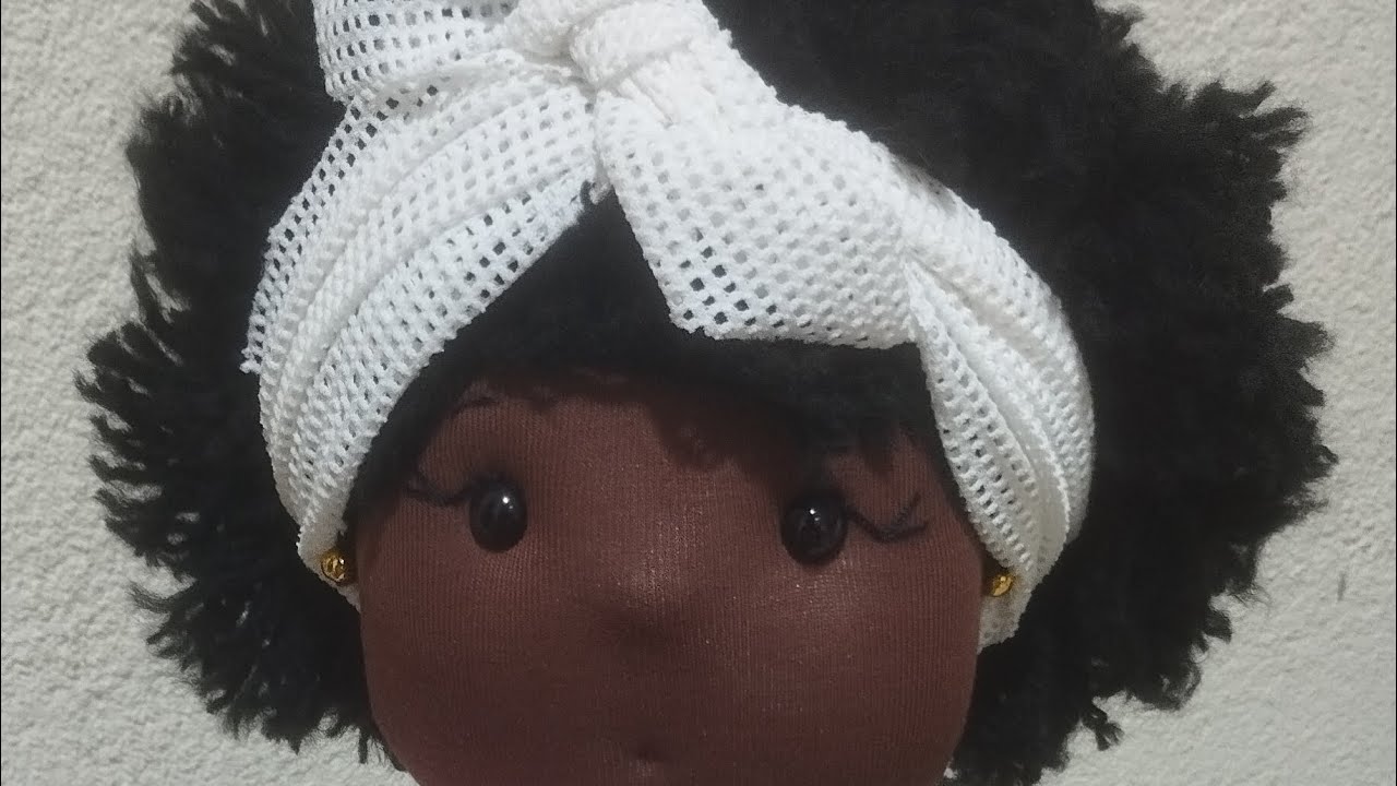 Cabelo de boneca negra f&aacute;cil com l&atilde; passo a passo 