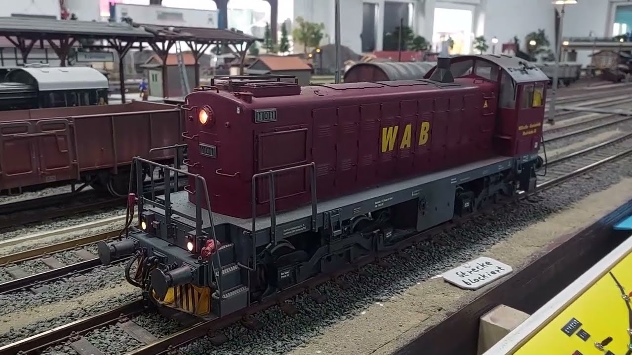 Walter's neue Diesellok in Gransee am 01.02.2024