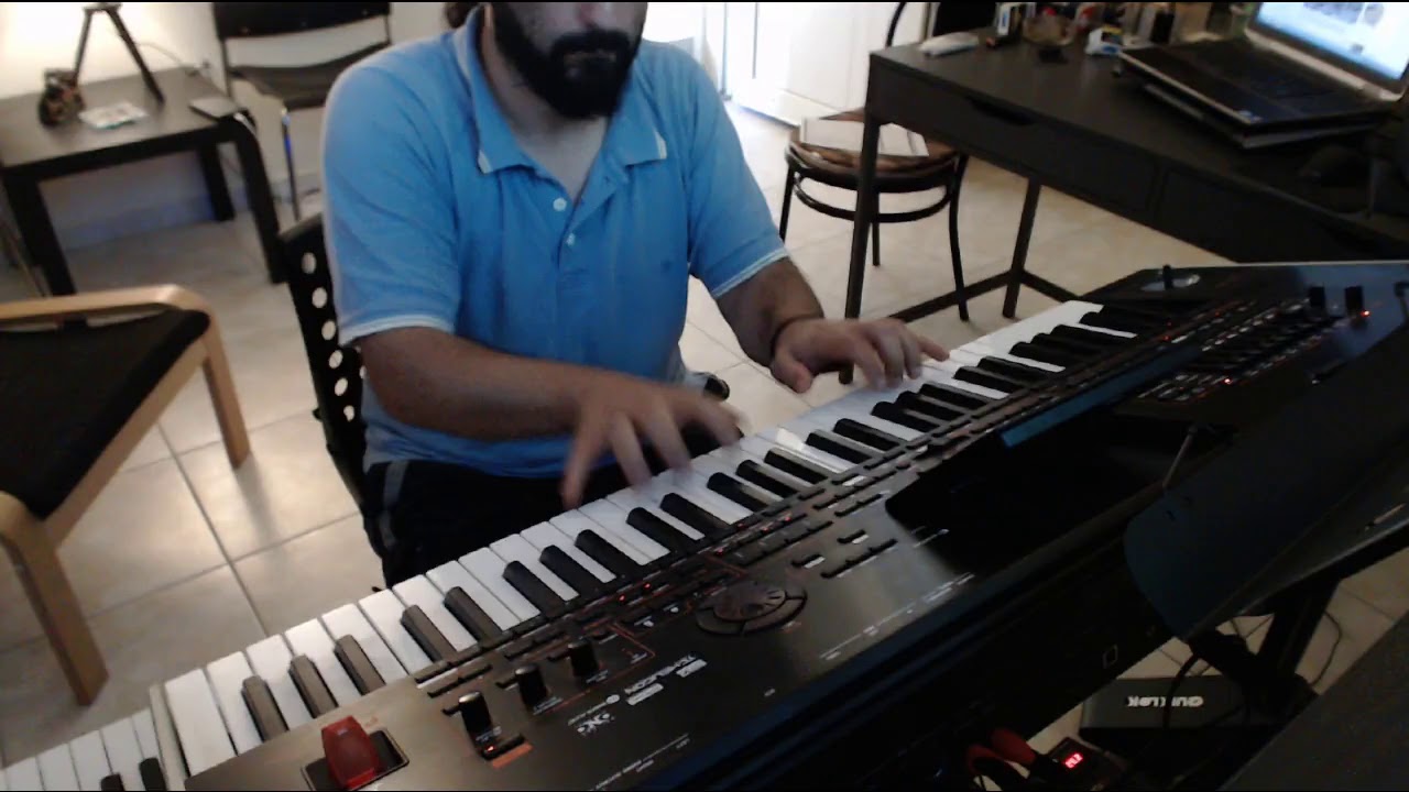ΑΥΓΟΥΣΤΟΣ - Βασίλης Καρράς [Live Piano Karaoke / Αντρικο] By Chris Sitaridis