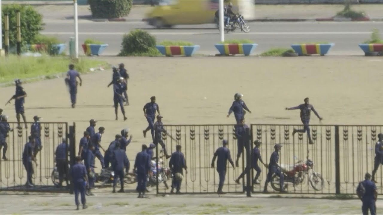 Police intervene as rival political parties clash in DR Congo | AFP