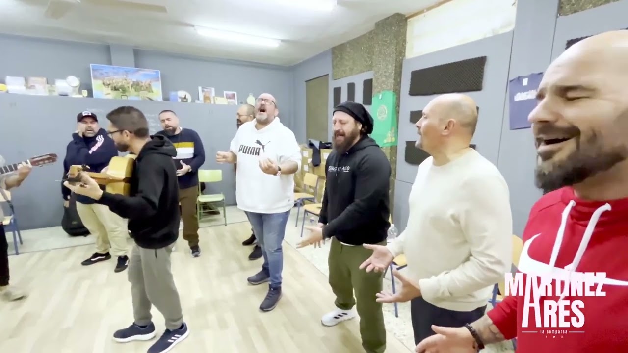 Presentación - La oveja negra ensayo