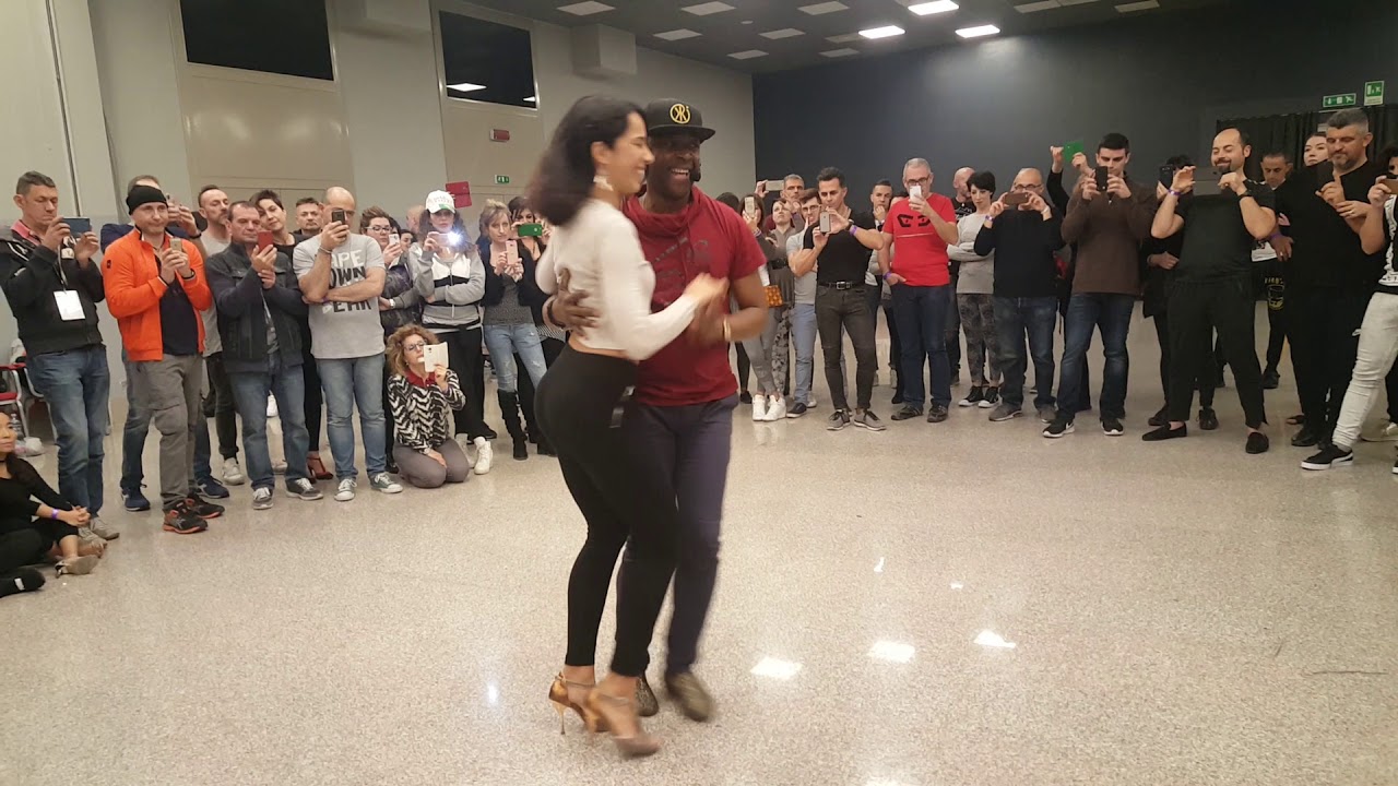 David Pacavira & Gloria | Kizomba demo in Kizmi 2018, Milan, Italy