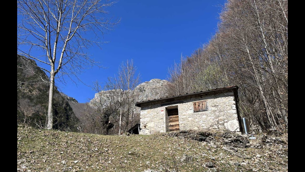 VALCELLINA - Il bivacco Provagna dal ponte di Mezzocanale