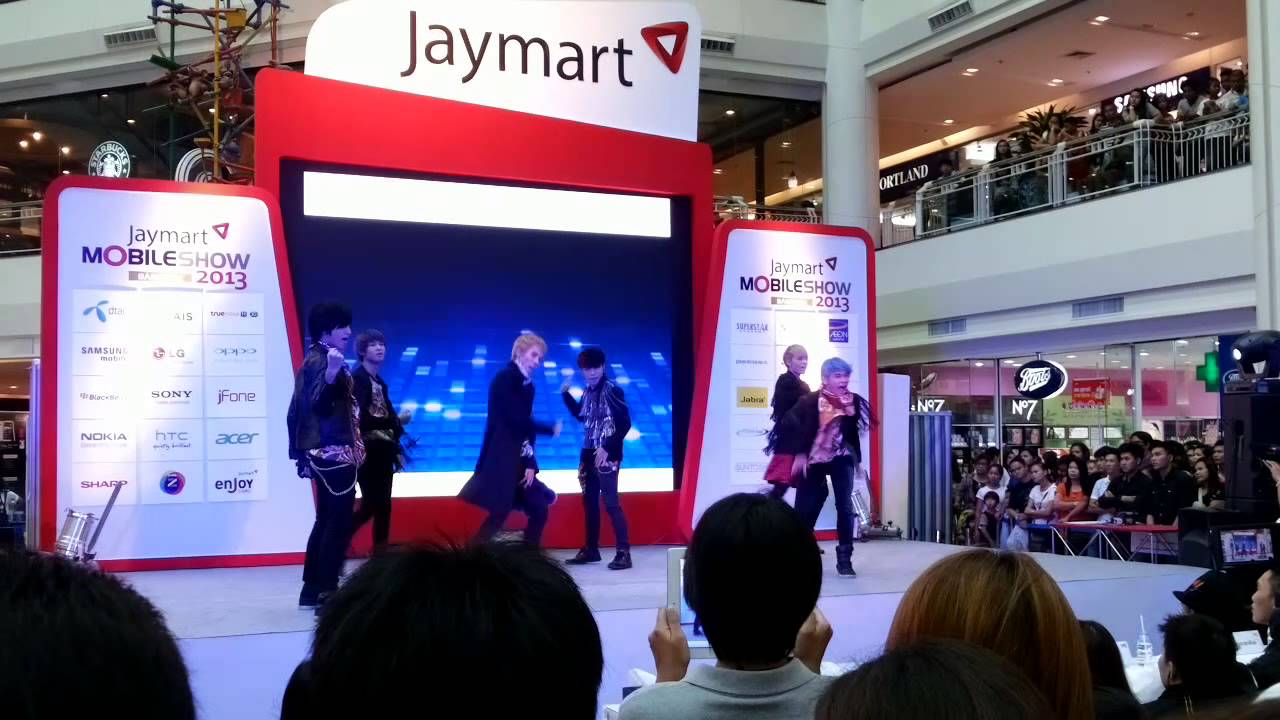 120513 SHAZAM cover TEENTOP @ Jay mart miss right +crazy