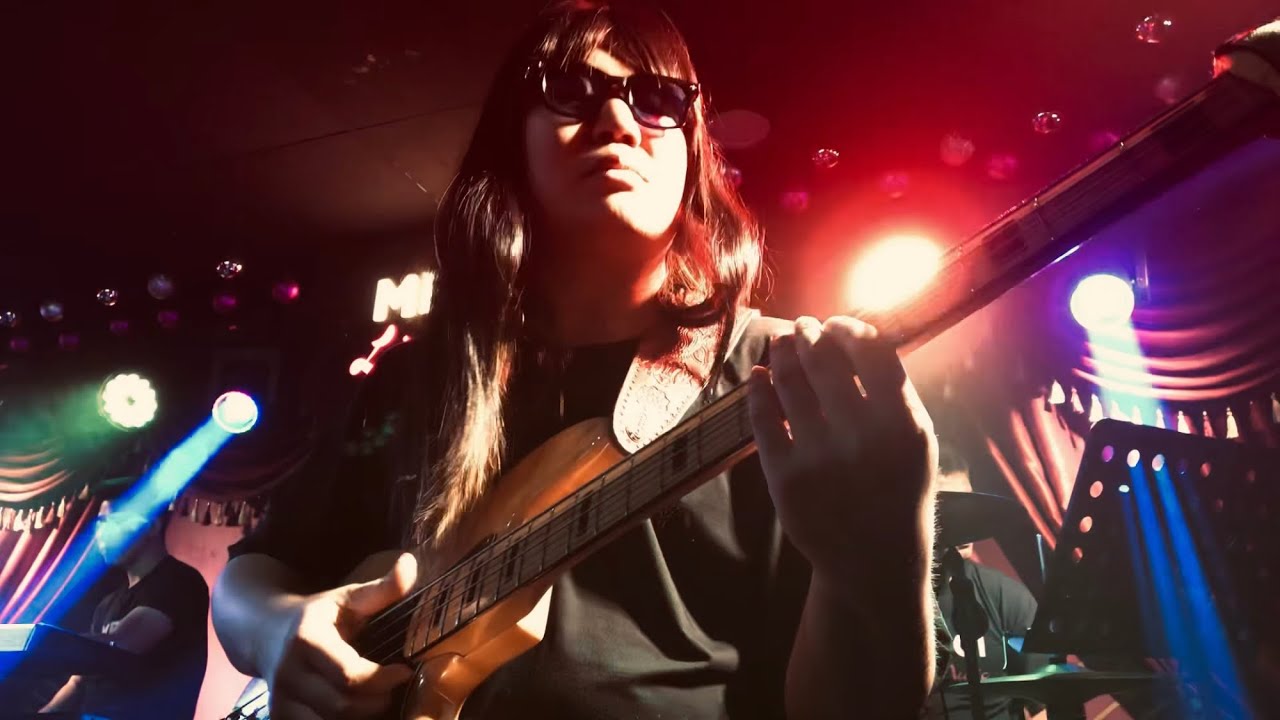 [CLIP 2] Thì Thầm Mùa Xuân - Bass Live cover.
