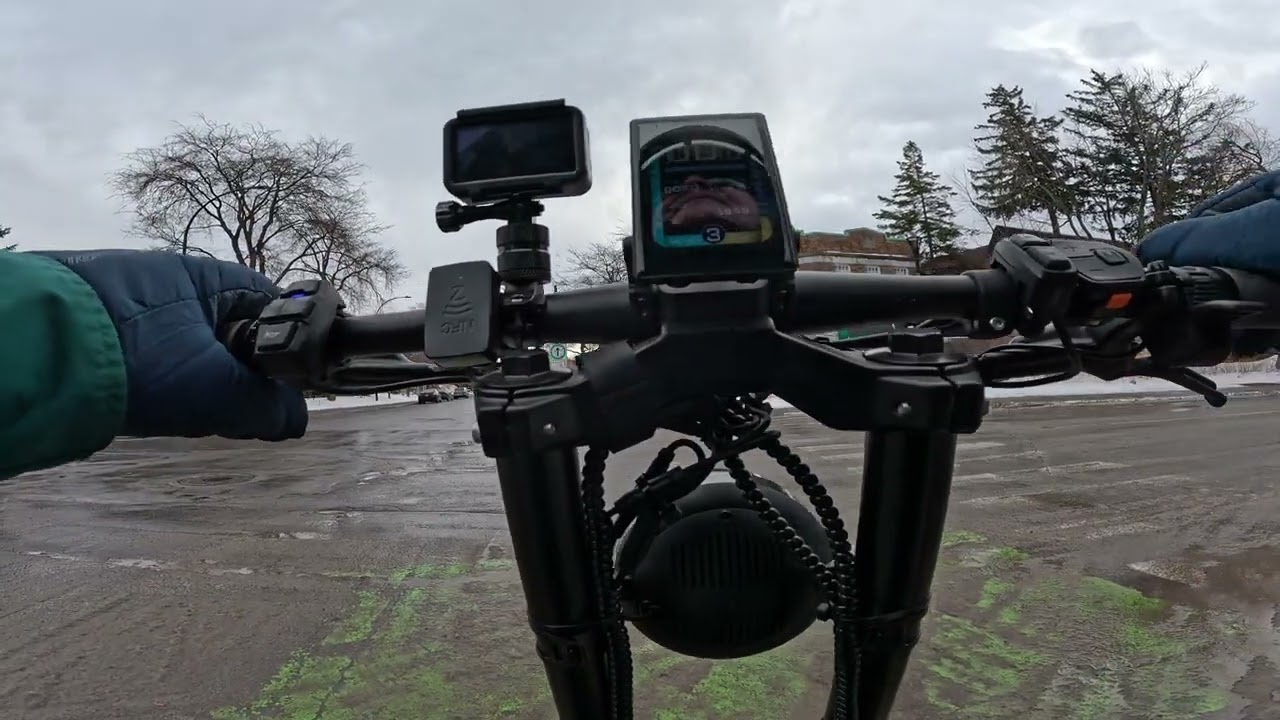 TGIF Winter Ride To Montreal Via The Blue Lane (REV) Southbound & MARS XTR (GTR) Electric Scooter 4K