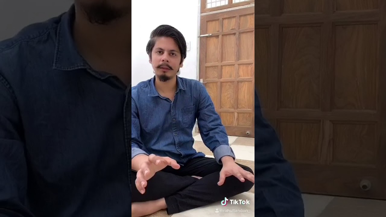 Koi Ladki Agar aapke message ka reply na kare to ye baat bhi ho sakti hai 😅