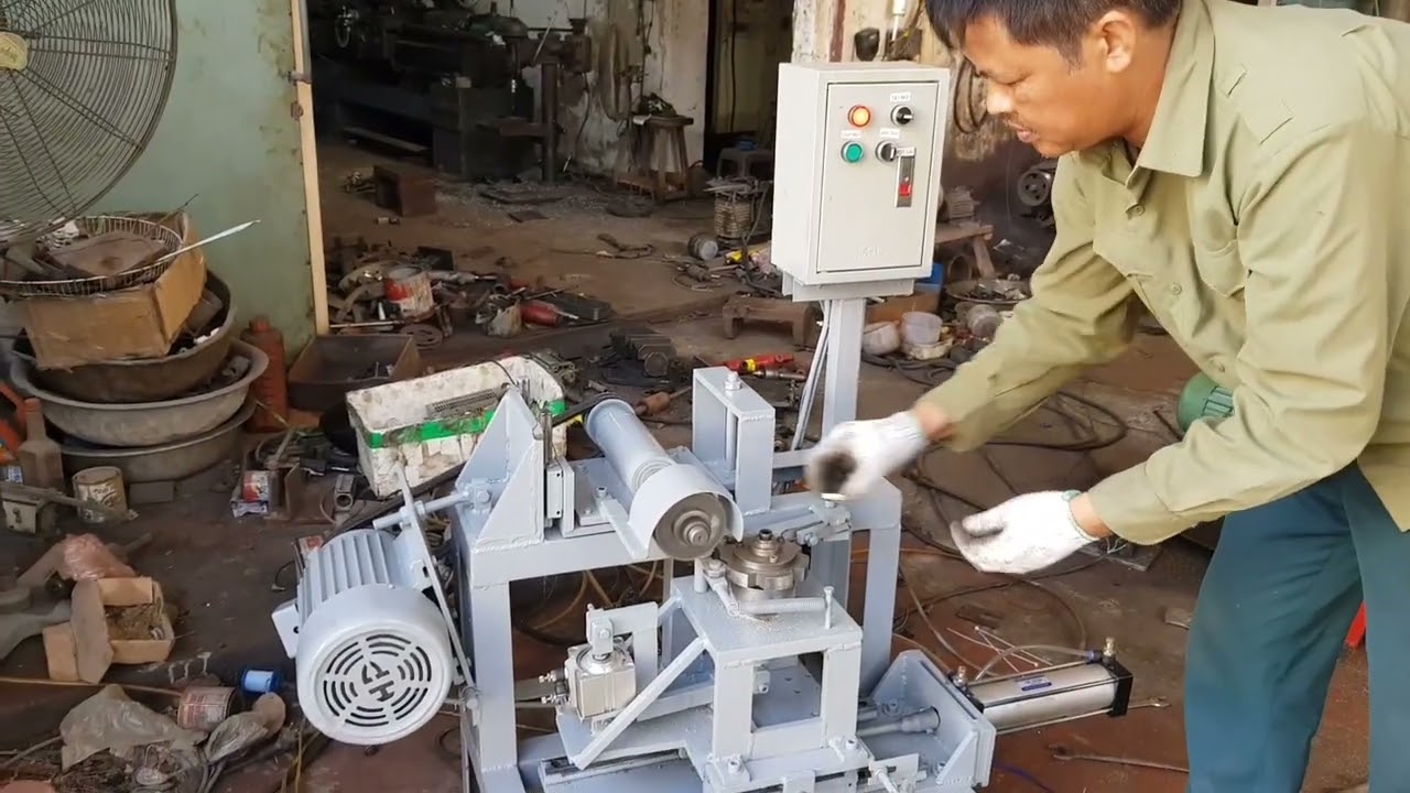 máy phay 6 cạnh và cấp phôi tự động cho máy cắt
