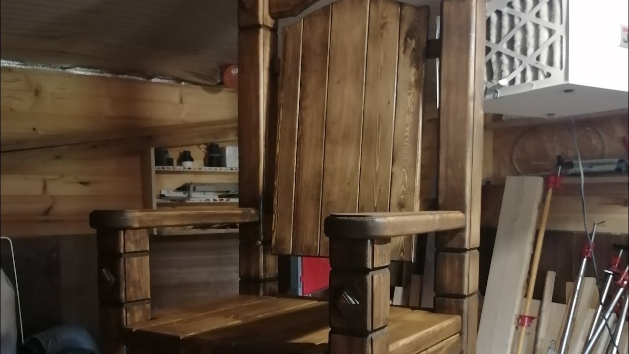 Кресло - Трон из дерева