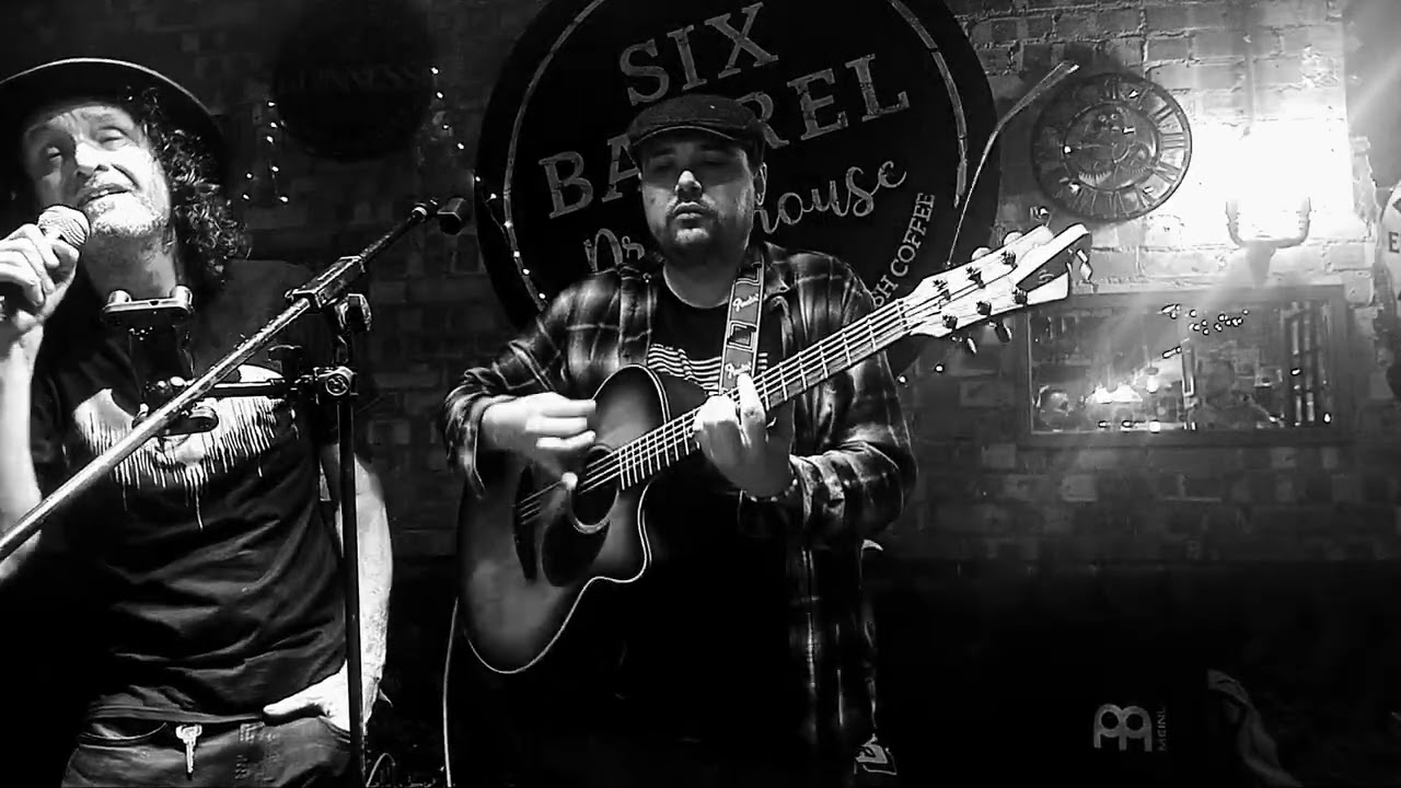 An AWESOME from Jaque Seviour's Open Mic Night: Bertie, Dom, and me, at Six Barrels, Hockley 