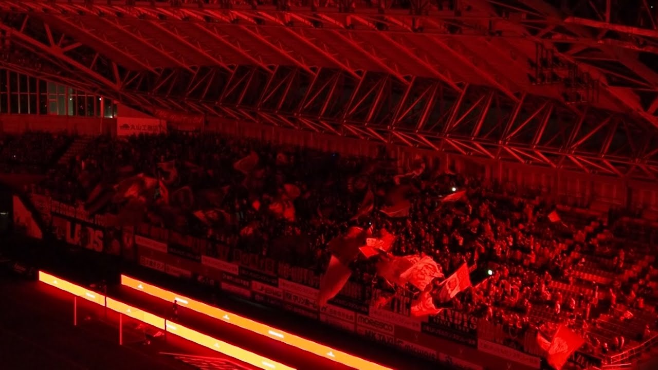 神戸讃歌vs大脱走。人数で負けても声で勝つ。選手入場→キックオフ 2024年9月28日(土) J1 ヴィッセル神戸 vs 浦和レッズ @ ノエビアスタジアム神戸