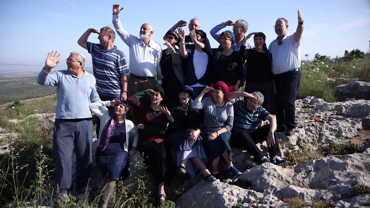 הישוב פדואל שר בגאווה 'אני יהודי' עם העולים החדשים מצרפת