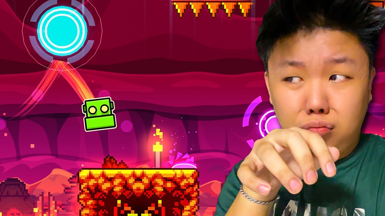 AKU MENCOBA GAME GEOMETRY DASH!!