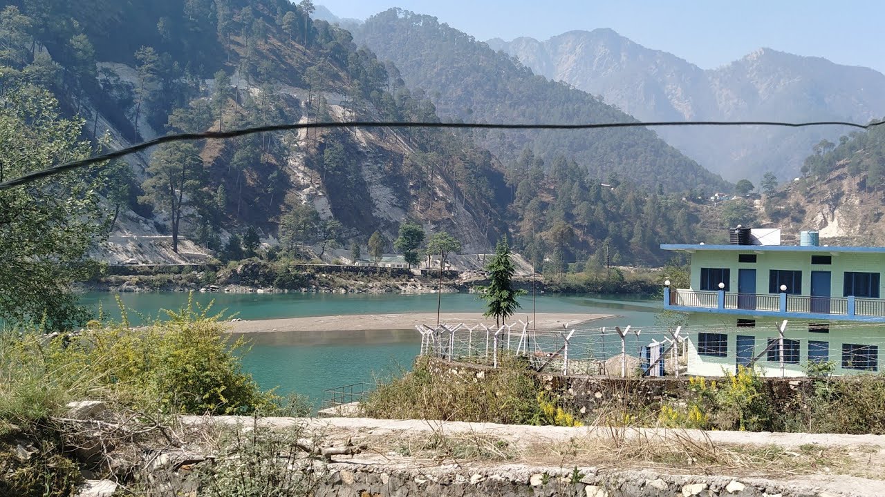 Introduction of MANERI Dam (UTTARKASHI)