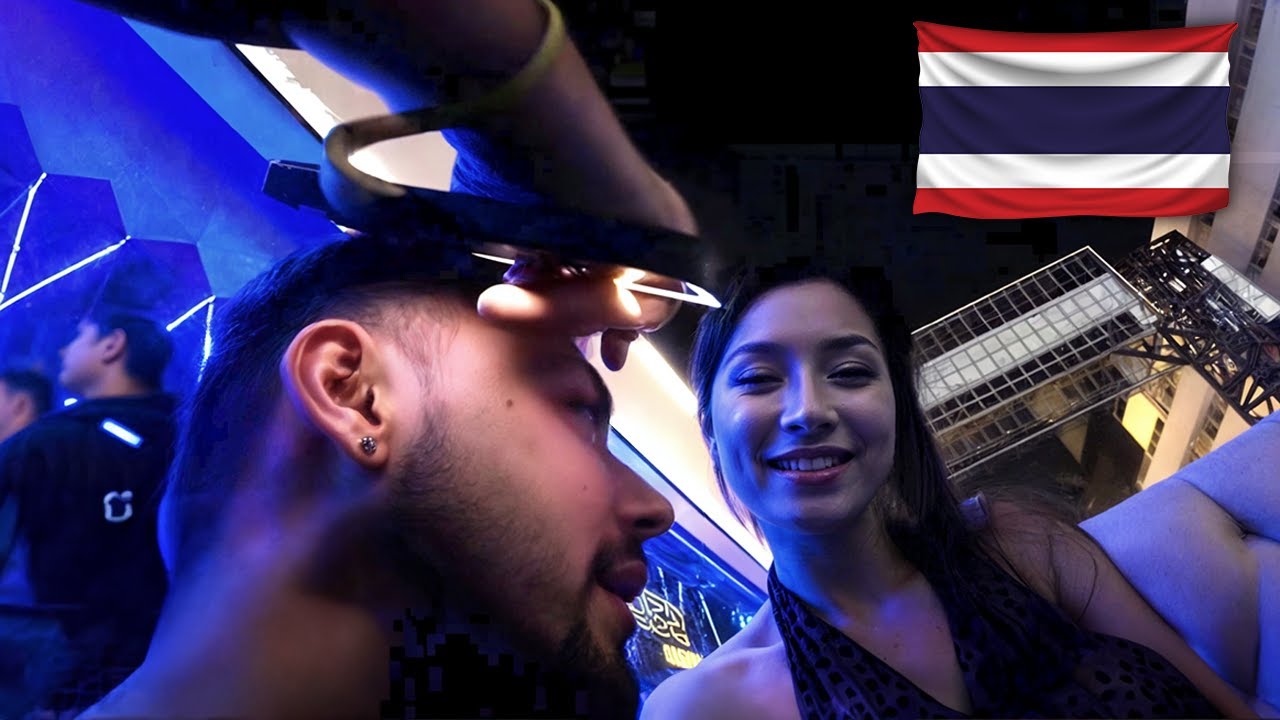 Красивая китайская девушка, встреченная в клубе в Таиланде [SEBILY022 KICK]