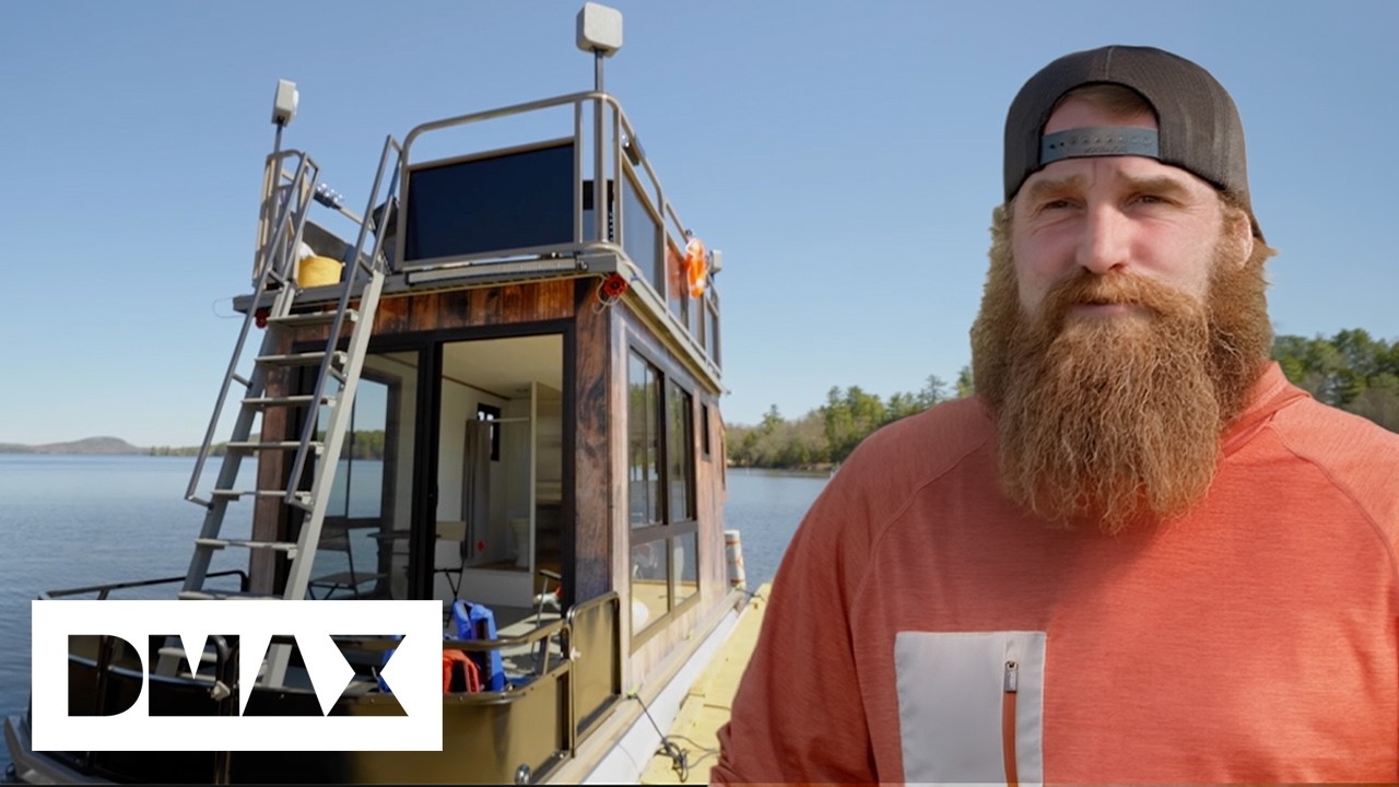 Transforming A Pontoon Into A Luxury Cabin Boat | Maine Cabin Masters
