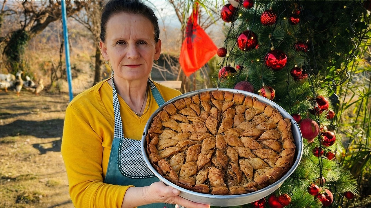 Traditional Albanian Baklava 🇦🇱 Two Rows of Walnuts, One Old Recipe 🌰🍯