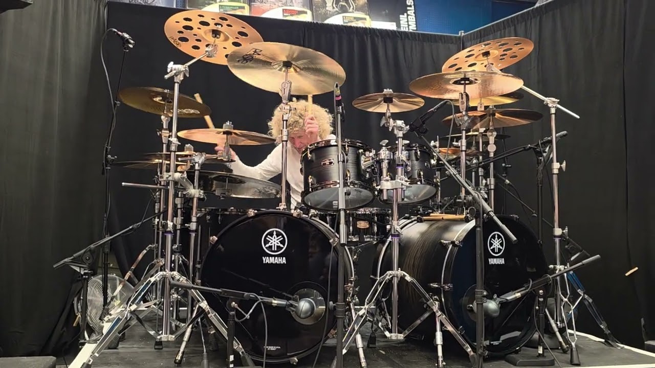 Still of the Night- Whitesnake drummer Tommy Aldridge does drum parts live